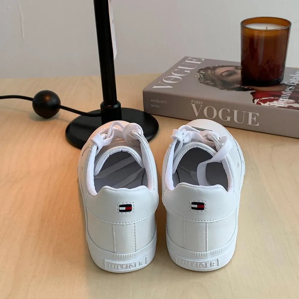 Women's Lustern Sneaker