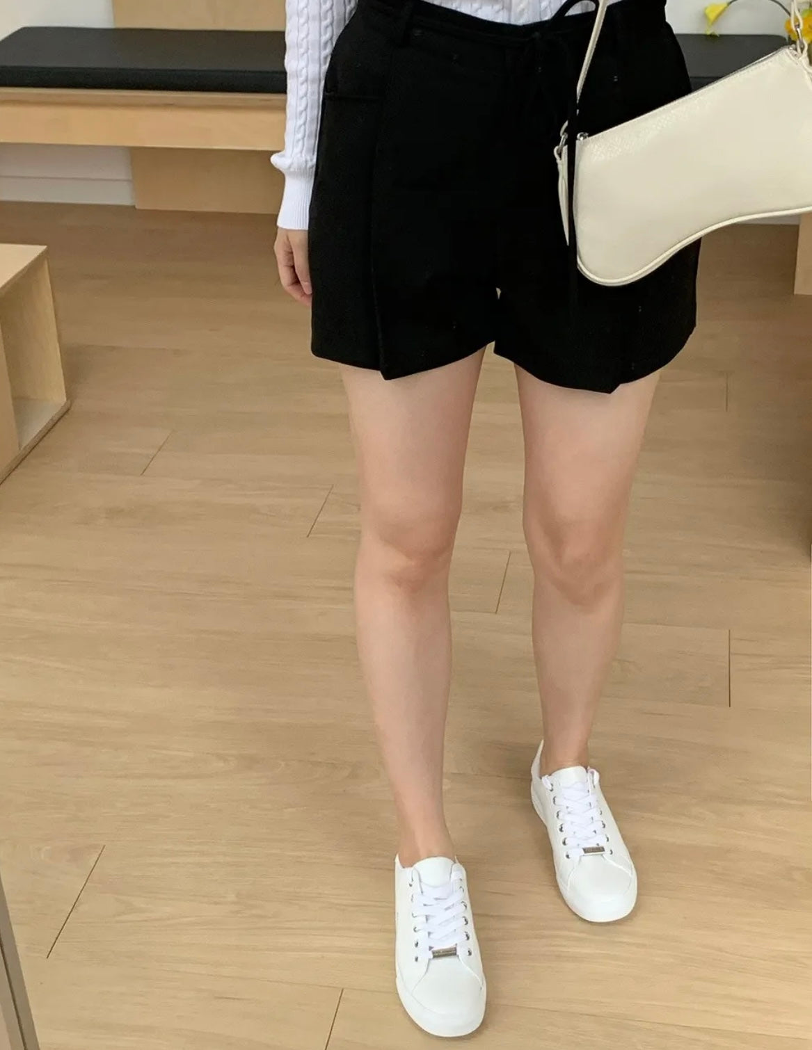 Women's Lustern Sneaker