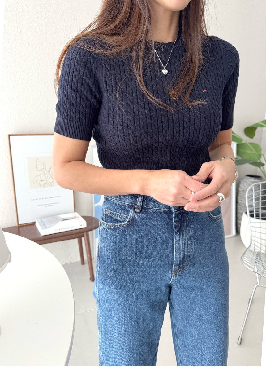 Women Short Sleeve Cable Knit Sweater