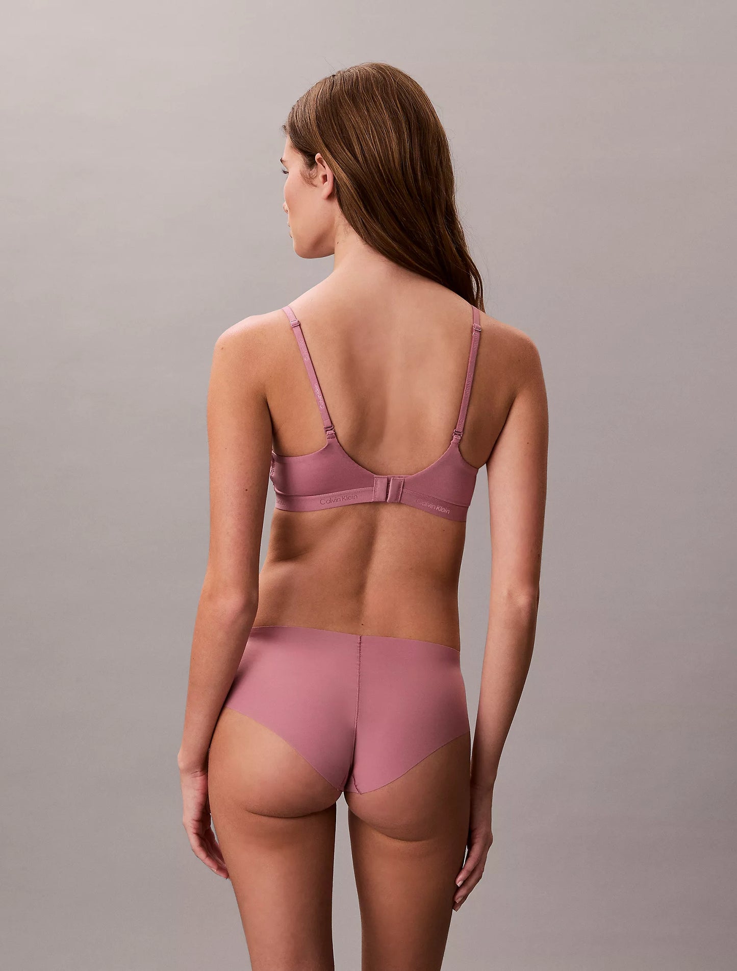 Women Form To Body Lightly Lined Bralette