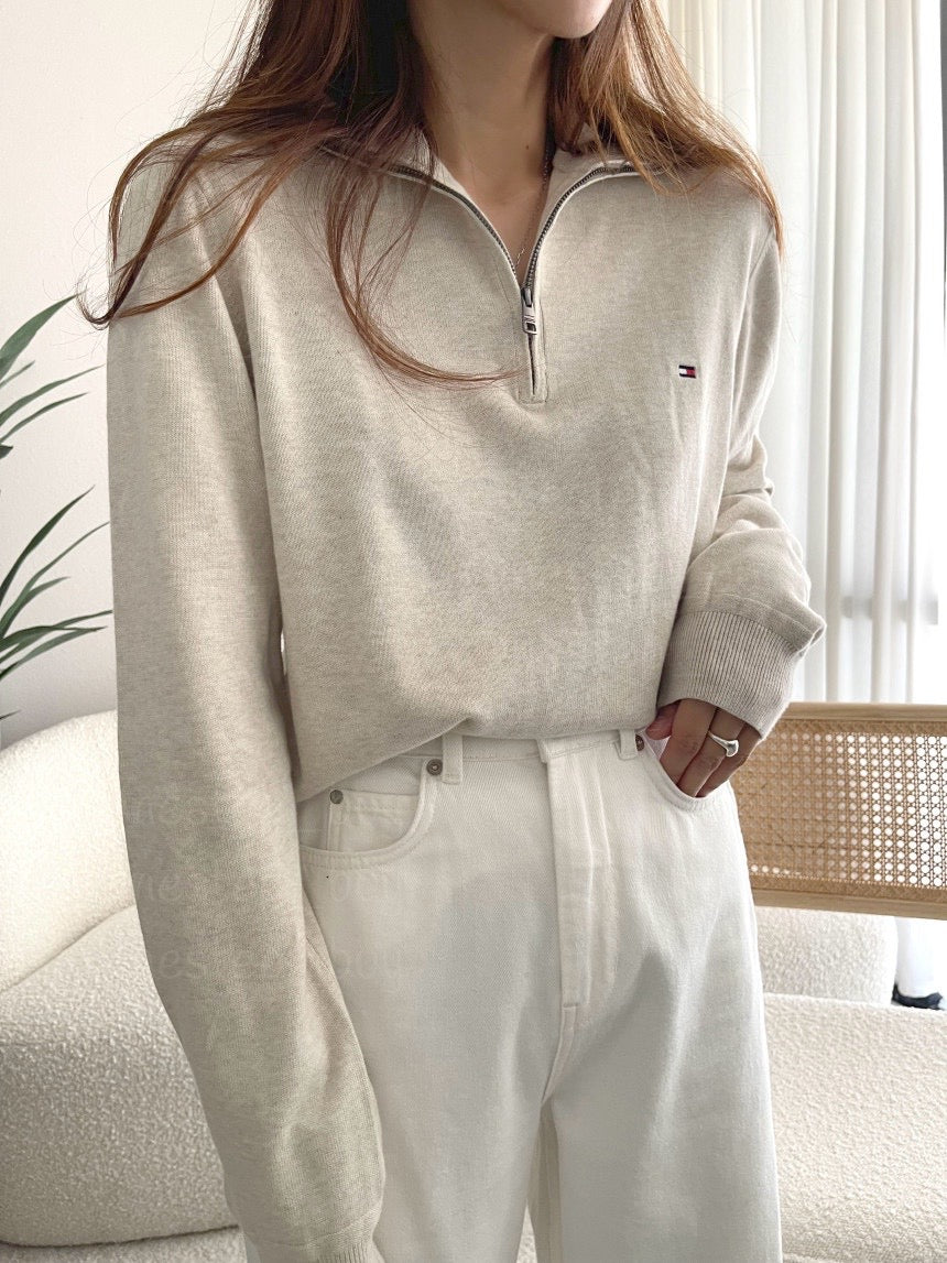 Men Solid Quarter-Zip Sweater