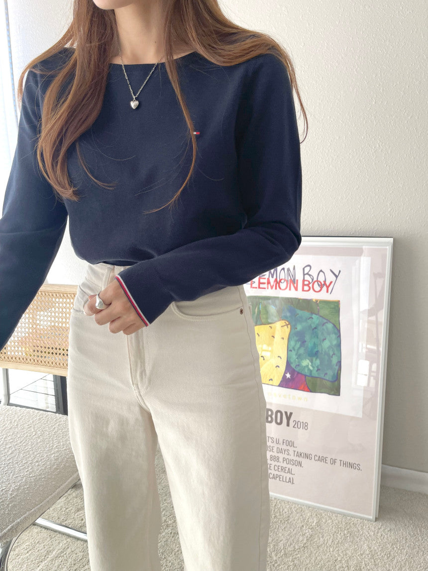 Women Soild Boatneck Sweater