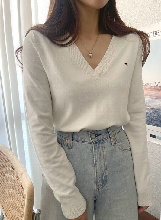 Women Vneck Sweater