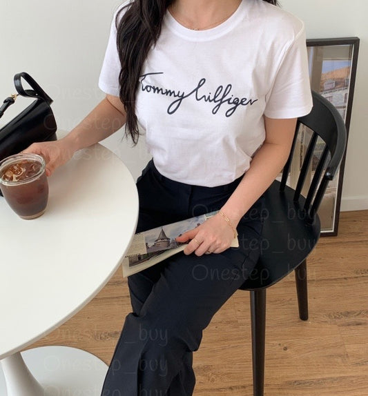 Women Signature Crewneck Tee