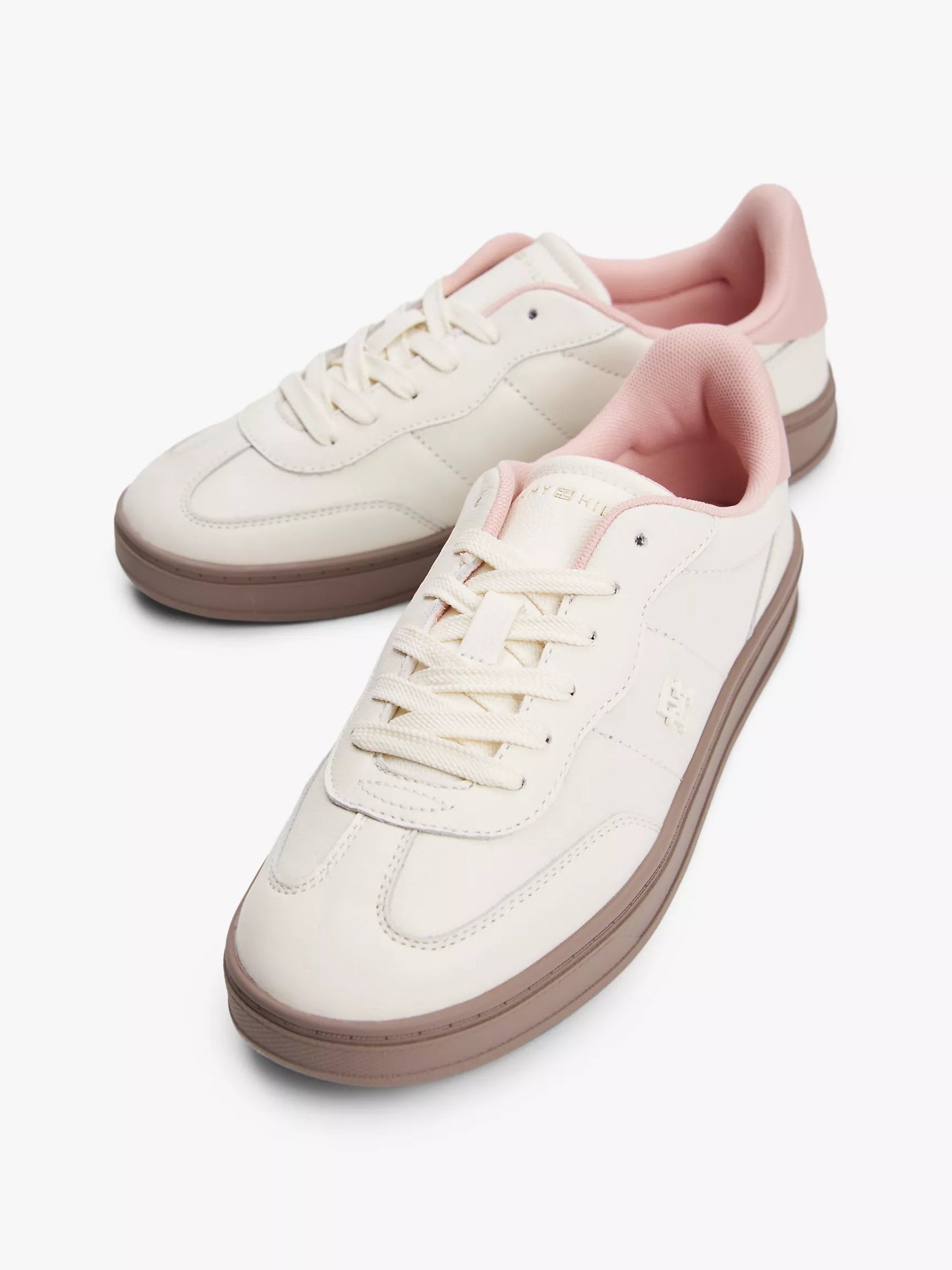 Women Classic Leather Sneaker