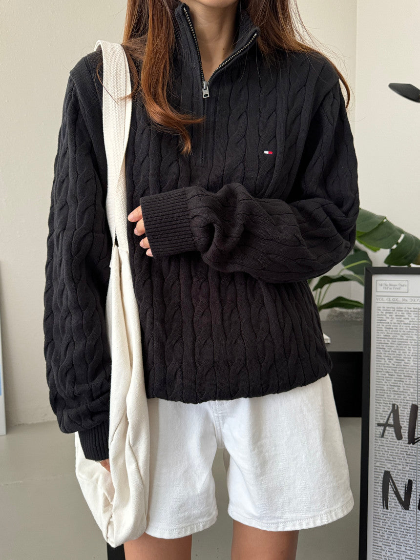 Men Cable Knit Quarter-Zip Sweater