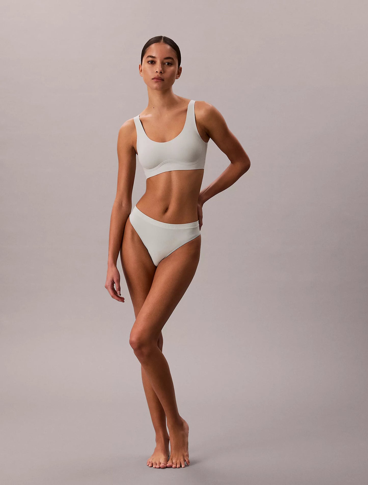 Women Invisibles Gel Wire Lightly Lined Bralette