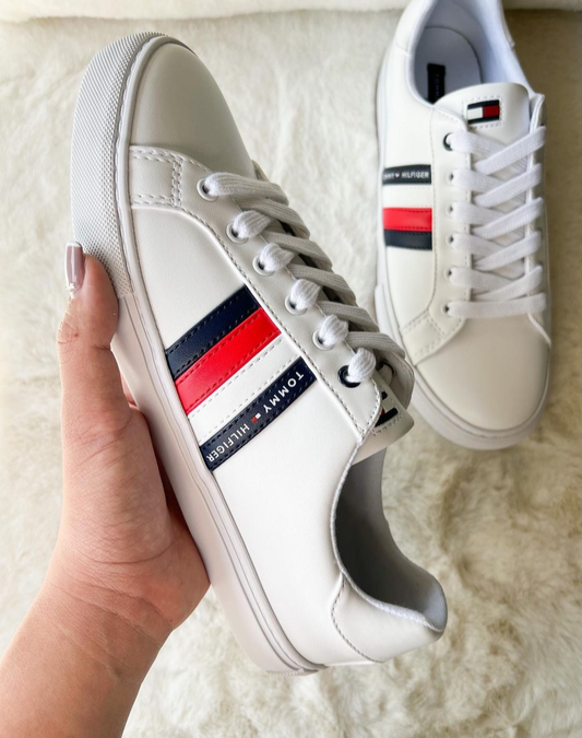 Women's Lawson Sneaker