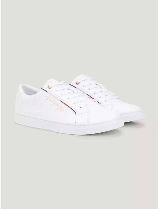 Women Signature Leather Sneaker