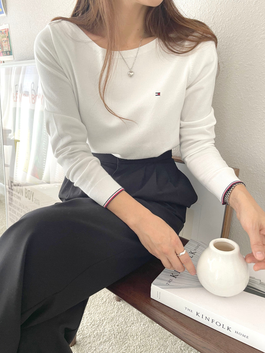 Women Soild Boatneck Sweater