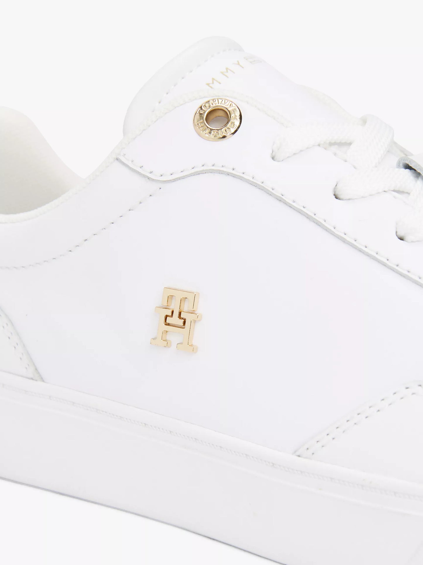 Women Metallic Accent Leather Court Sneaker