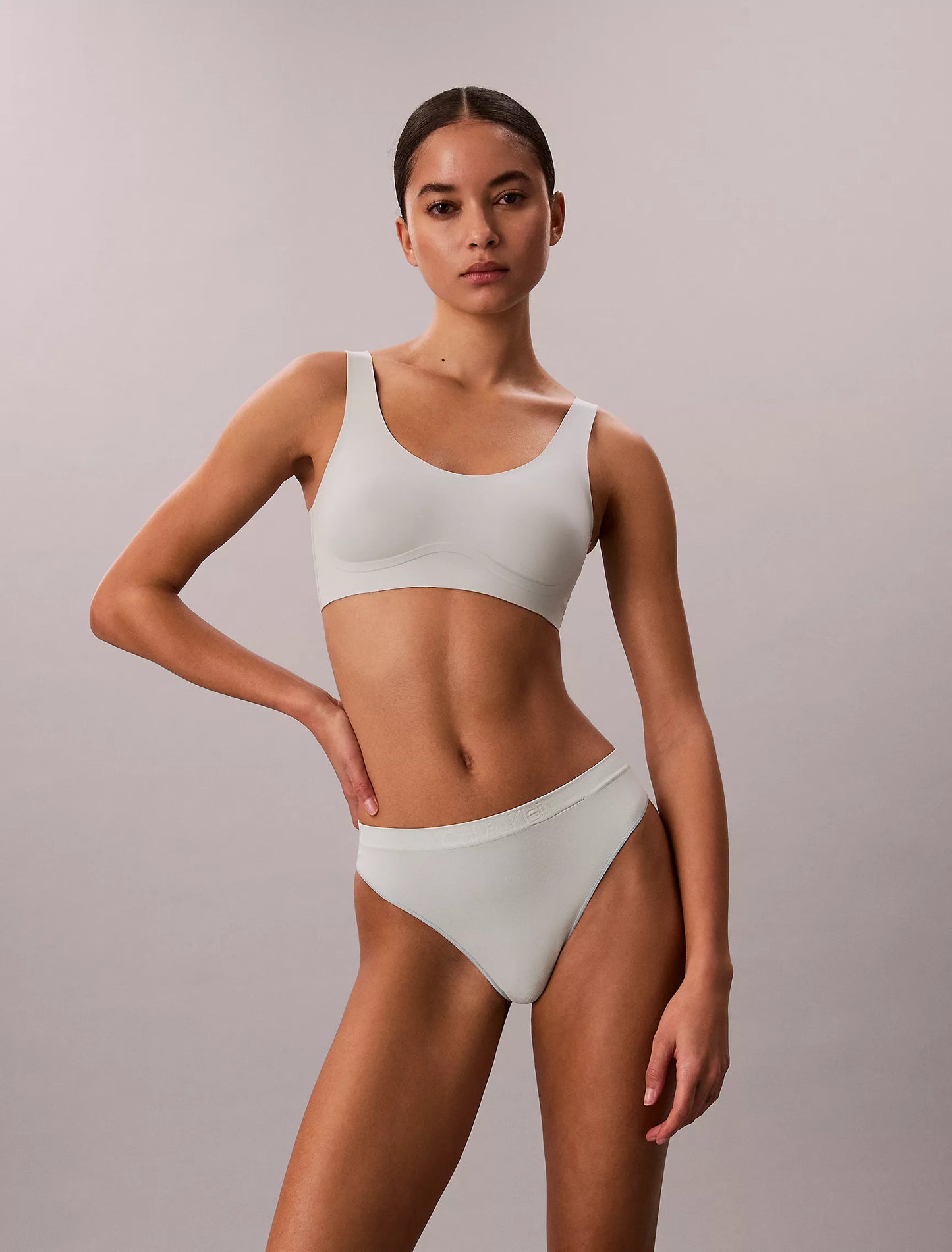 Women Invisibles Gel Wire Lightly Lined Bralette