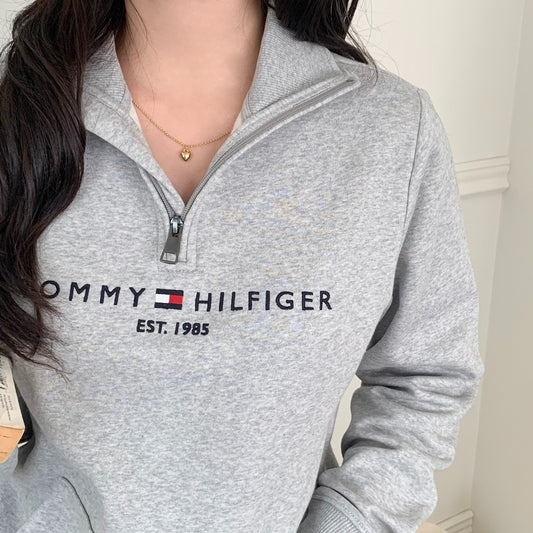 Men Embroidered Tommy Logo Quarter-Zip