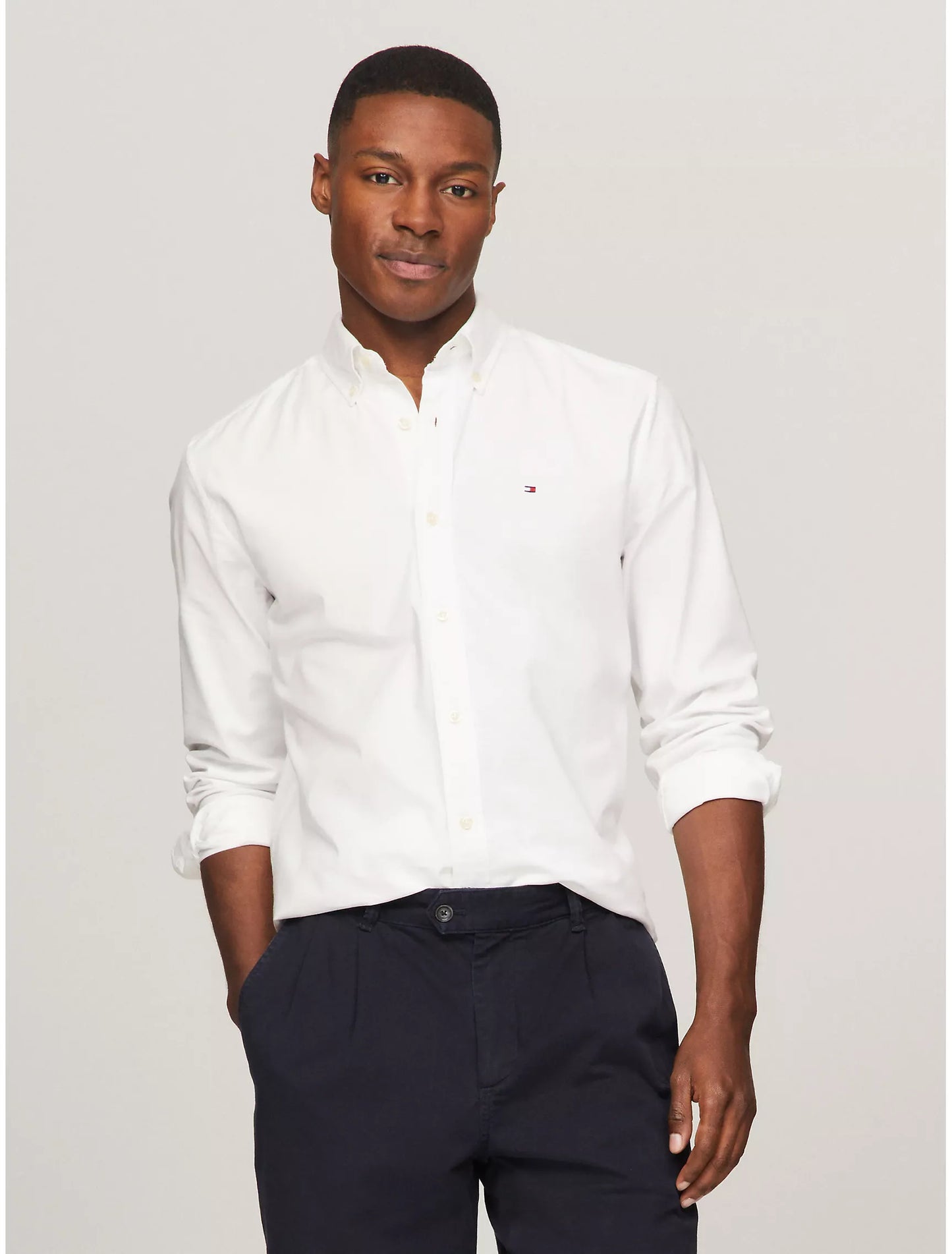 Men Solid Stretch Oxford Shirt